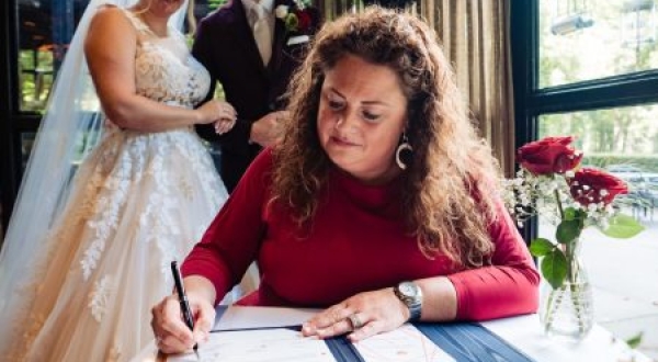 Foto van Buitengewone buurvrouw Foto van Buitengewone buurvrouw