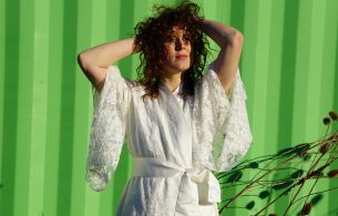 Foto van La Femme Qui Rit Foto van La Femme Qui Rit