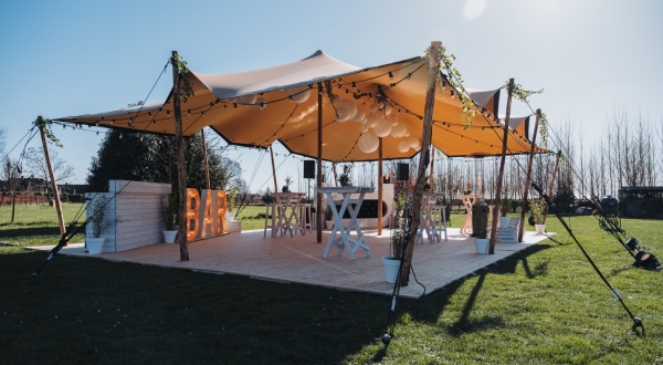 Foto van Luxefeesttent.nl Foto van Luxefeesttent.nl