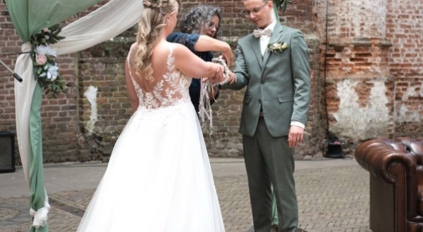 Foto van Myrian trouwt Foto van Myrian trouwt